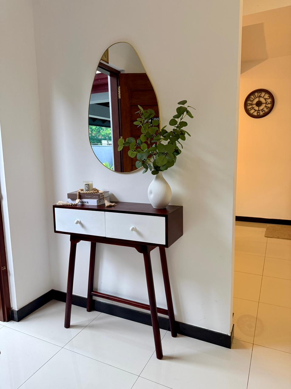 Organic Wall Mirror Ideas for Luxury Bathrooms - Image 4